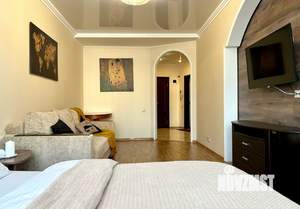 1-к квартира, посуточно, 52м2, 1/1 этаж