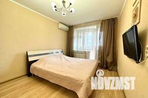 1-к квартира, посуточно, 40м2, 4/10 этаж