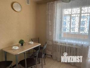 1-к квартира, посуточно, 38м2, 4/10 этаж