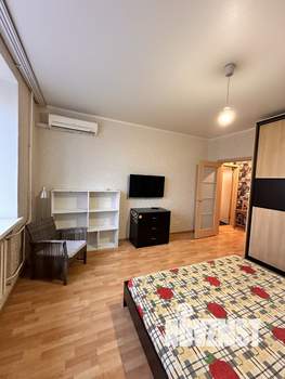 1-к квартира, на длительный срок, 38м2, 4/14 этаж