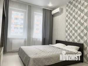 1-к квартира, посуточно, 40м2, 2/18 этаж