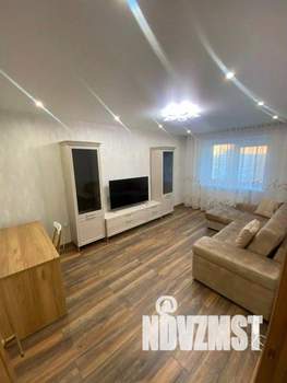 3-к квартира, посуточно, 87м2, 1/1 этаж
