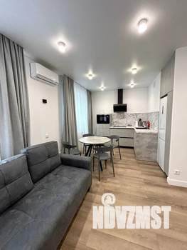 Студия квартира, посуточно, 30м2, 4/9 этаж