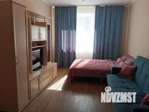 1-к квартира, посуточно, 44м2, 5/10 этаж