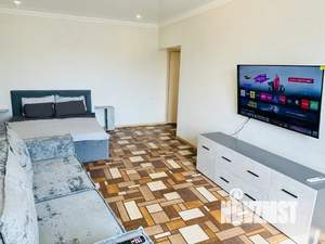 1-к квартира, посуточно, 50м2, 7/12 этаж