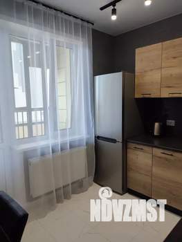 1-к квартира, посуточно, 38м2, 13/24 этаж