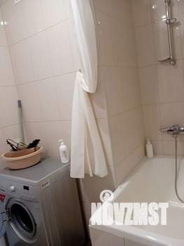 Студия квартира, посуточно, 35м2, 6/19 этаж