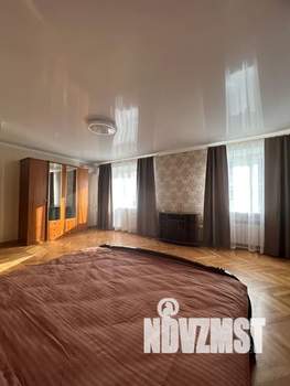 3-к квартира, посуточно, 92м2, 4/4 этаж