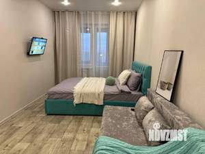 1-к квартира, посуточно, 39м2, 17/25 этаж