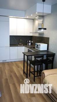 1-к квартира, посуточно, 36м2, 13/19 этаж