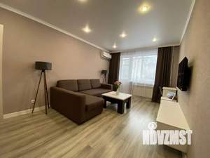 2-к квартира, посуточно, 47м2, 3/5 этаж