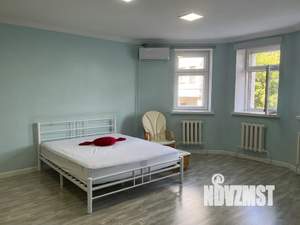 1-к квартира, посуточно, 60м2, 2/4 этаж