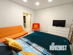 1-к квартира, посуточно, 42м2, 2/23 этаж