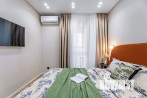 1-к квартира, посуточно, 44м2, 7/9 этаж