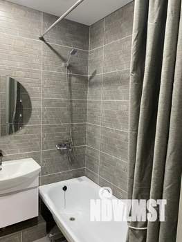 Студия квартира, посуточно, 33м2, 1/25 этаж