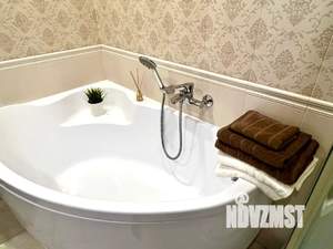 2-к квартира, посуточно, 85м2, 1/11 этаж