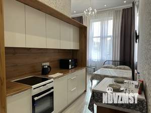 Студия квартира, посуточно, 40м2, 1/19 этаж