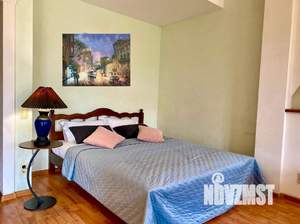 1-к квартира, посуточно, 60м2, 2/5 этаж