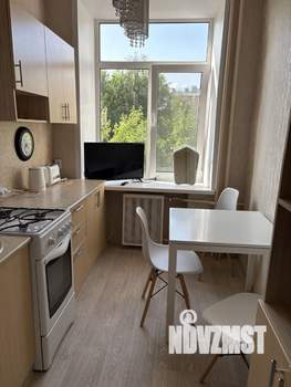 2-к квартира, посуточно, 52м2, 3/5 этаж