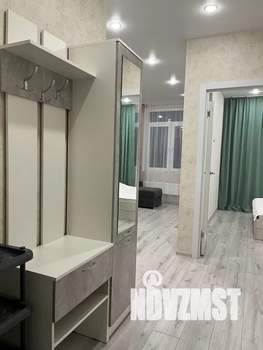 1-к квартира, посуточно, 35м2, 6/20 этаж