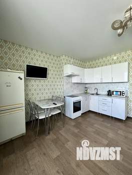 Студия квартира, посуточно, 30м2, 10/21 этаж