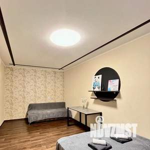 1-к квартира, посуточно, 37м2, 1/1 этаж