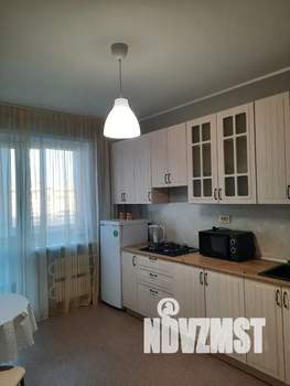 1-к квартира, посуточно, 43м2, 9/10 этаж
