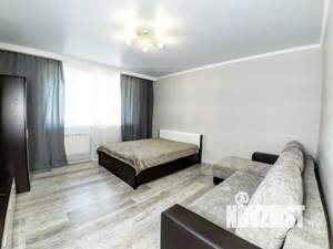 1-к квартира, посуточно, 42м2, 7/22 этаж