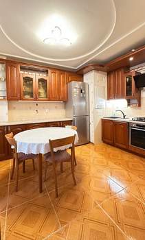 3-к квартира, на длительный срок, 90м2, 5/10 этаж