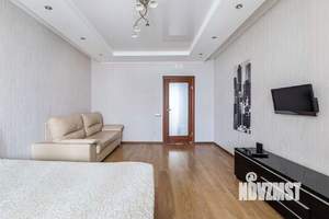 1-к квартира, посуточно, 48м2, 7/10 этаж