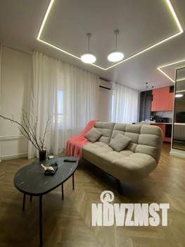 1-к квартира, посуточно, 37м2, 1/1 этаж