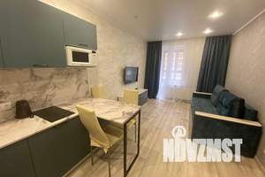 1-к квартира, посуточно, 38м2, 4/25 этаж