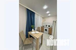 1-к квартира, посуточно, 35м2, 1/9 этаж