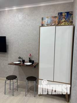 Студия квартира, посуточно, 30м2, 2/23 этаж