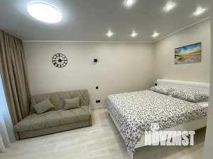 Студия квартира, посуточно, 33м2, 5/10 этаж