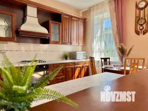 3-к квартира, посуточно, 108м2, 3/4 этаж