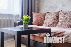 1-к квартира, посуточно, 33м2, 8/14 этаж