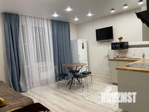 Студия квартира, посуточно, 35м2, 3/24 этаж