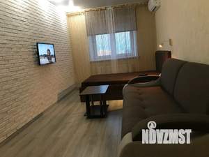 1-к квартира, посуточно, 40м2, 15/18 этаж