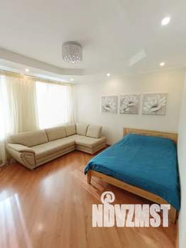 1-к квартира, посуточно, 41м2, 9/9 этаж