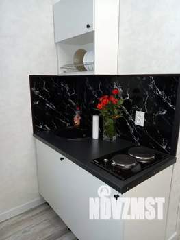 Студия квартира, посуточно, 15м2, 1/5 этаж