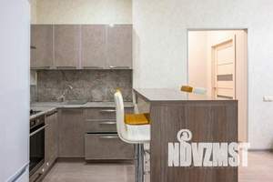 1-к квартира, посуточно, 40м2, 16/22 этаж