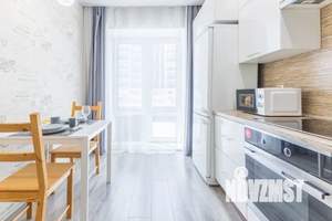 1-к квартира, посуточно, 38м2, 2/10 этаж