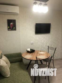 1-к квартира, посуточно, 38м2, 8/17 этаж