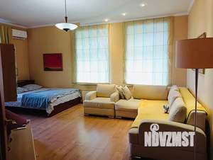 1-к квартира, посуточно, 56м2, 4/5 этаж