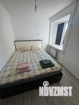 1-к квартира, посуточно, 35м2, 3/5 этаж