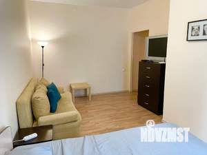 1-к квартира, посуточно, 39м2, 7/16 этаж