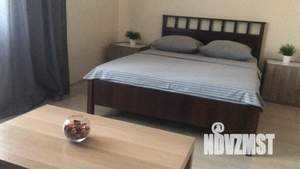 1-к квартира, посуточно, 42м2, 7/10 этаж