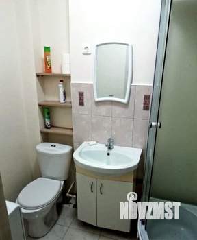 Студия квартира, посуточно, 35м2, 1/9 этаж