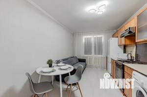 1-к квартира, посуточно, 40м2, 2/10 этаж